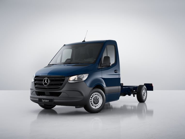 Explora la carrocerías de caja abierta / de volquete de Mercedes-Benz Carrocería de caja abierta Mercedes-Benz Sprinter en azul oscuro