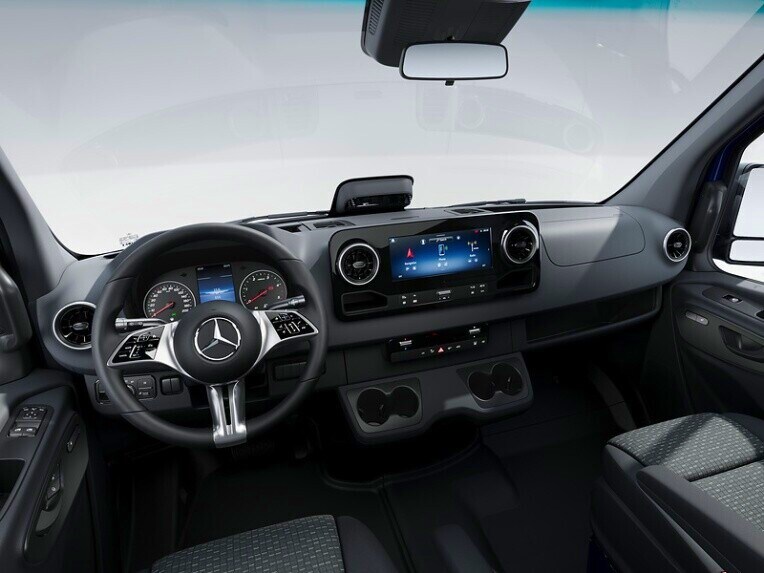 La cabina de la Mercedes-Benz Sprinter Chasis con la línea de equipamiento PRO.