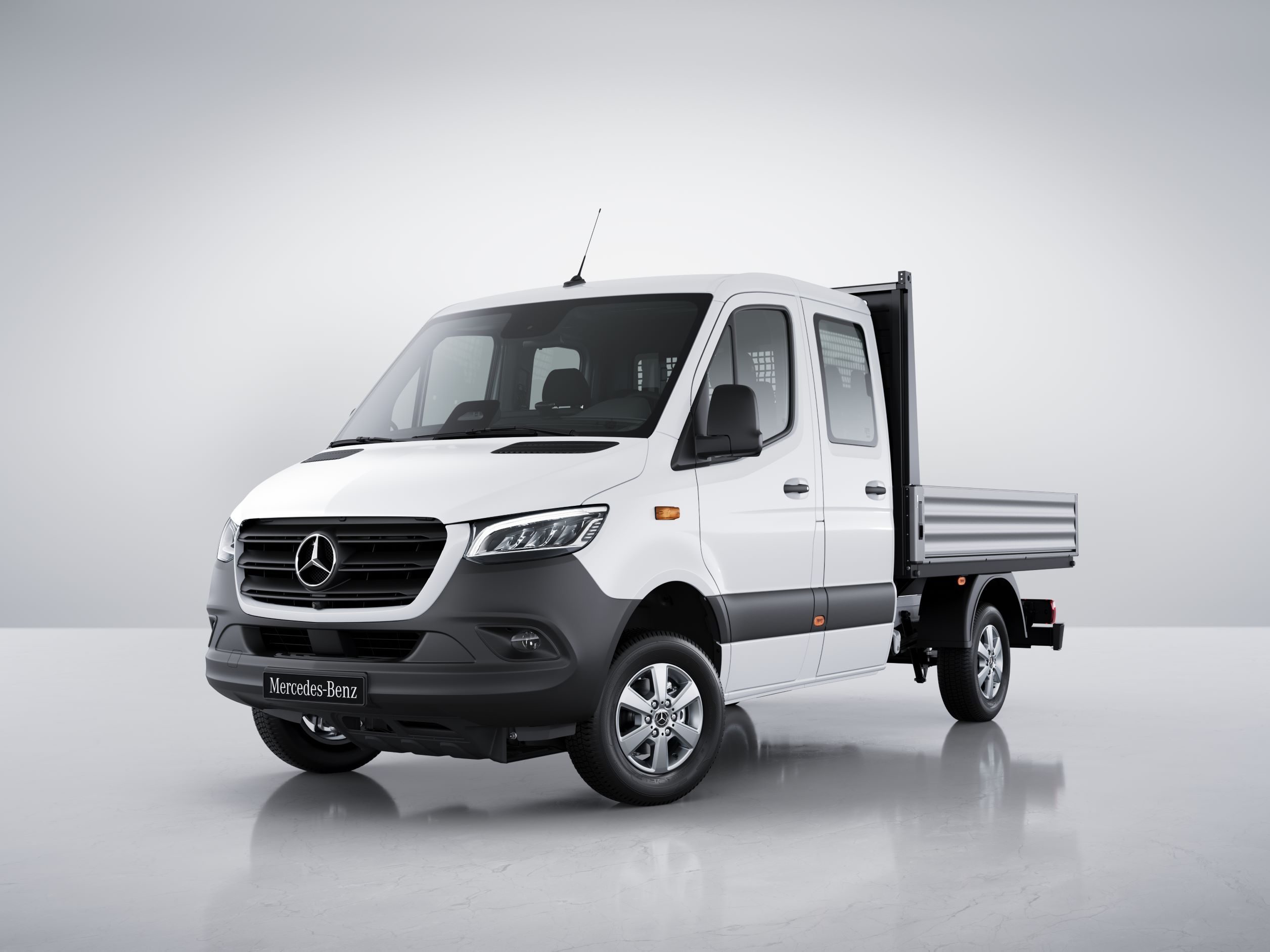 Sprinter con caja abierta | Mercedes-Benz Mercedes-Benz Sprinter con caja abierta.