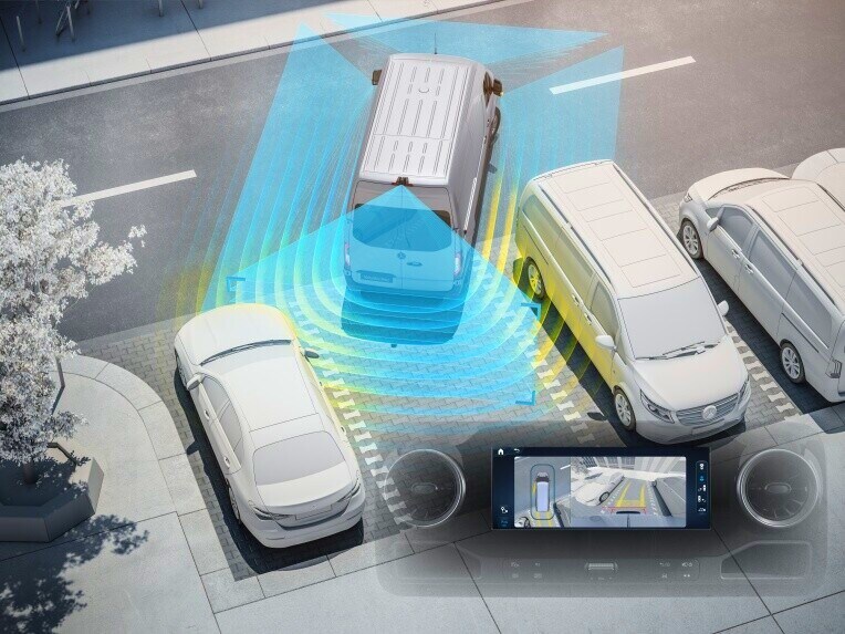 El paquete de aparcamiento con cámara de 360° para la Mercedes-Benz Sprinter Tourer.