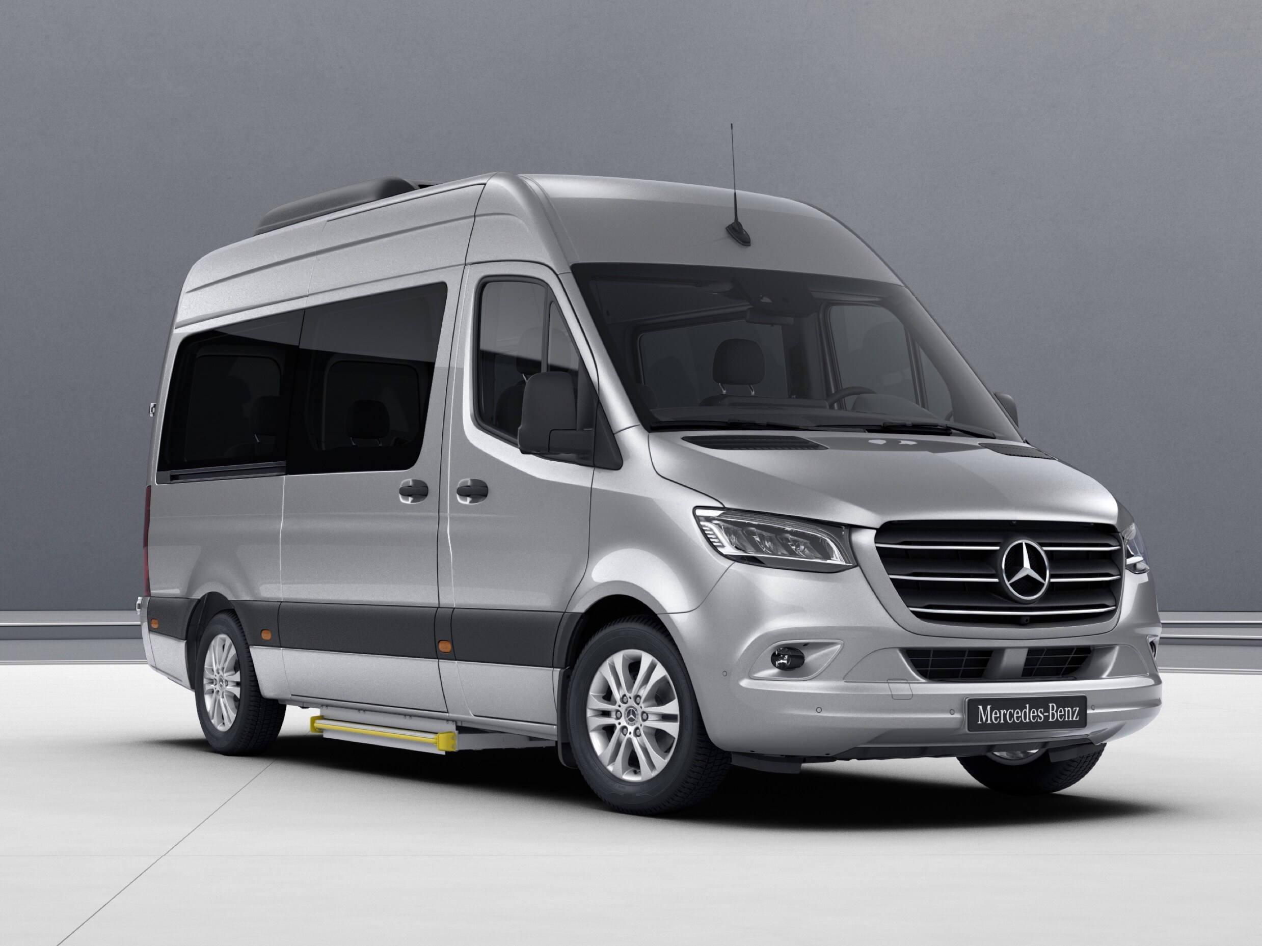 Mercedes-Benz Sprinter monovolumen en gris claro