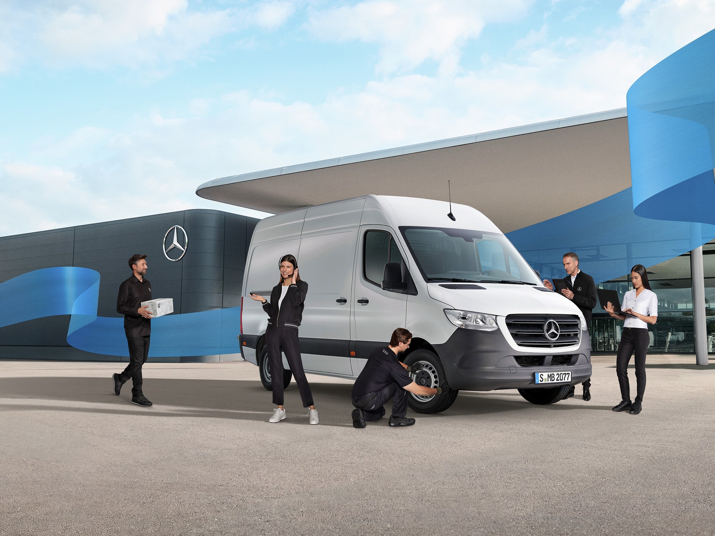 Servicio y asistencia para la Sprinter de Mercedes-Benz en un entorno de vehículos comerciales modernos