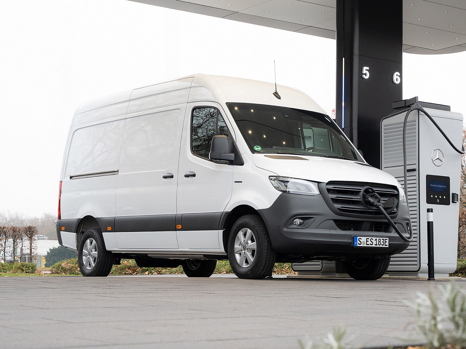 Carga durante el trayecto con Mercedes me Charge.