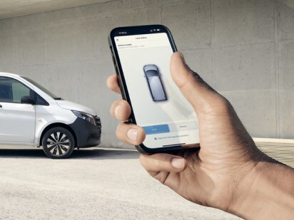La vista de los extras digitales de Mercedes-Benz relevantes para funciones remotas en un smartphone.