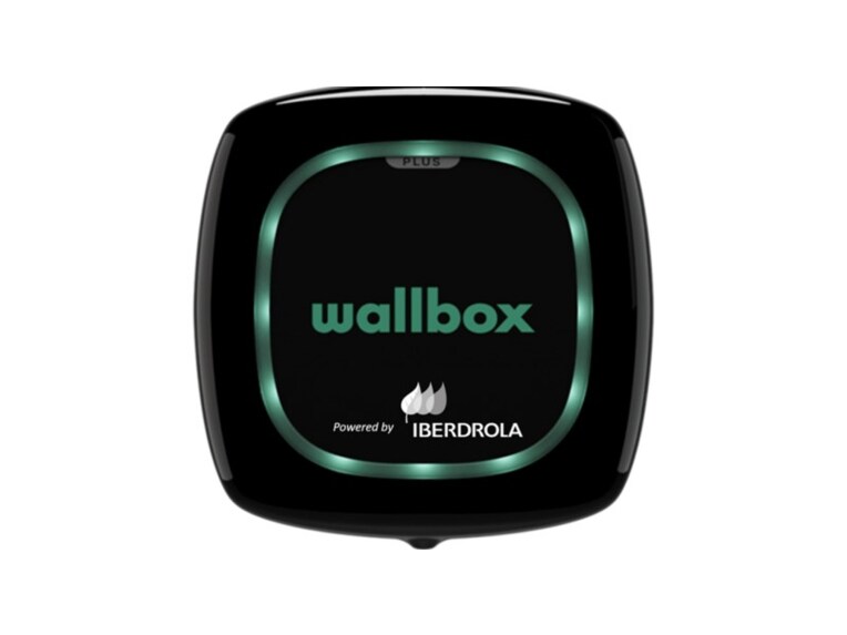 La imagen muestra el Wallbox Pulsar Plus