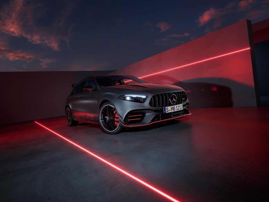 Visual lateral del Clase A de Mercedes-AMG