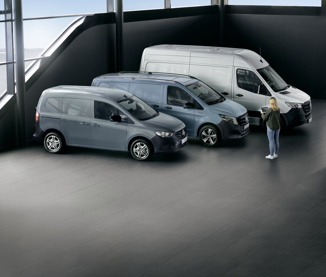 Experiencia de servicio | Mercedes-Benz Van ProCenter En el Mercedes-Benz Van ProCenter se ofrecen servicios especiales como la reparación del parabrisas o el almacenamiento de neumáticos a precios fijos.