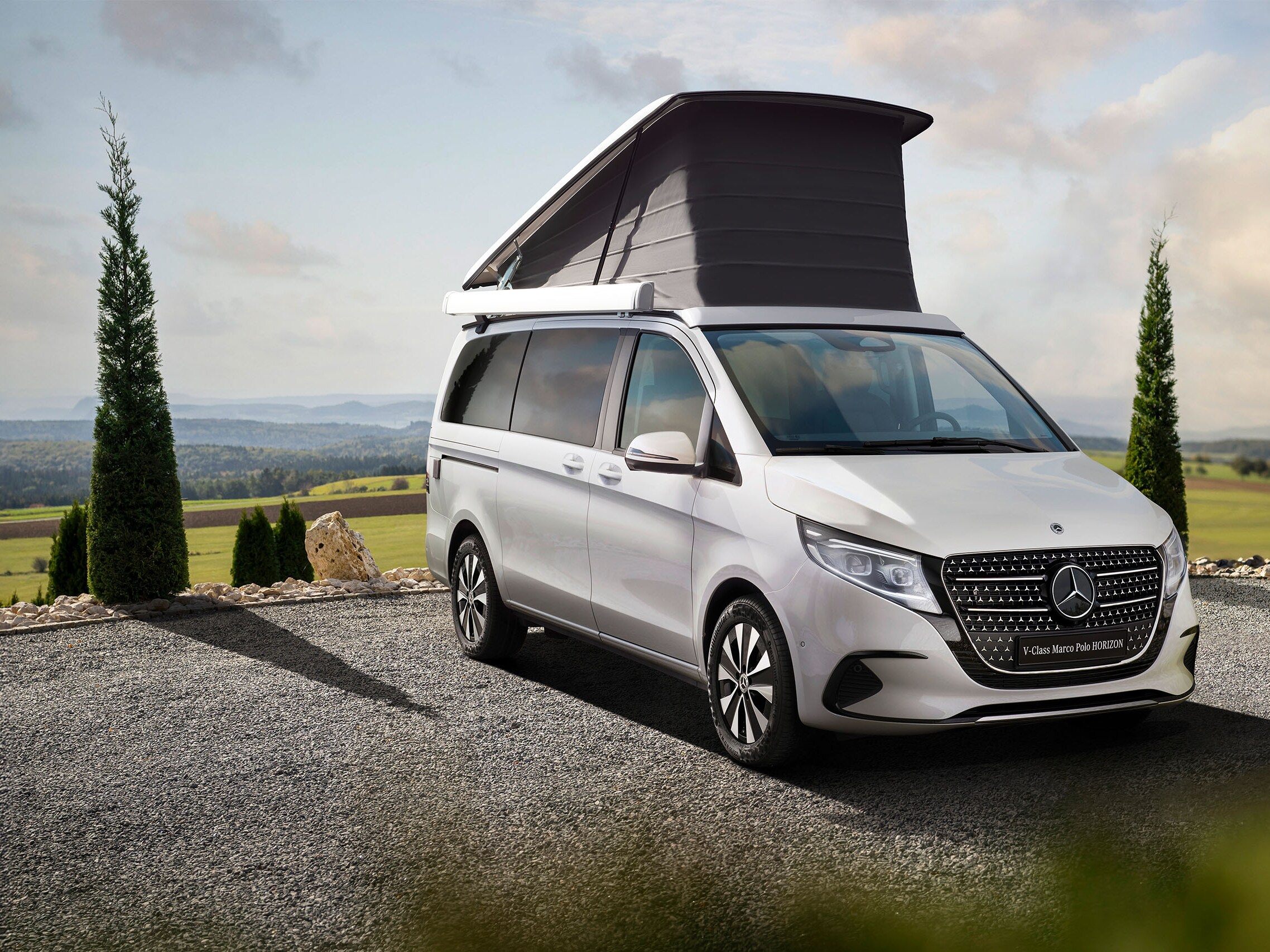 Clase V Marco Polo Horizon estacionada en exterior